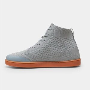 Suavs Women’s The Legacy in Slate Gum Brand New 7